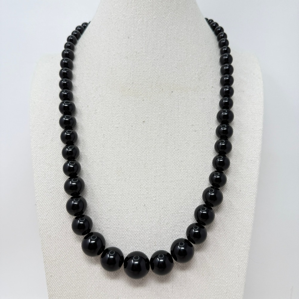Vintage‎ 1980s Black Graduated Round Bead Necklace Silver Tone 25 Inch Statement